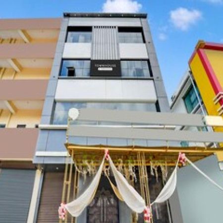 Super Townhouse Anisabad Near Mahavir Sansthan Khagaul Exterior photo