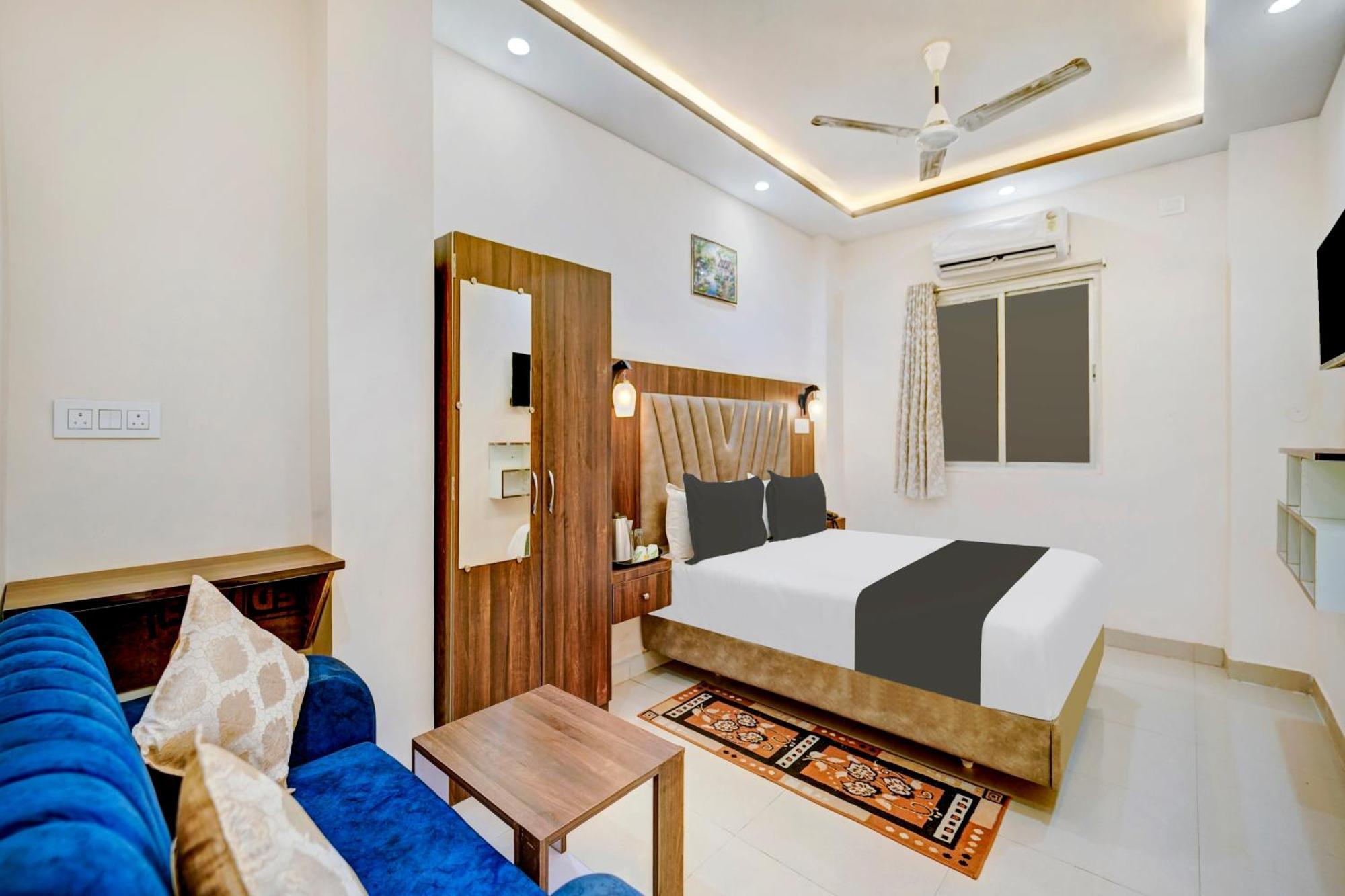 Super Townhouse Anisabad Near Mahavir Sansthan Khagaul Exterior photo