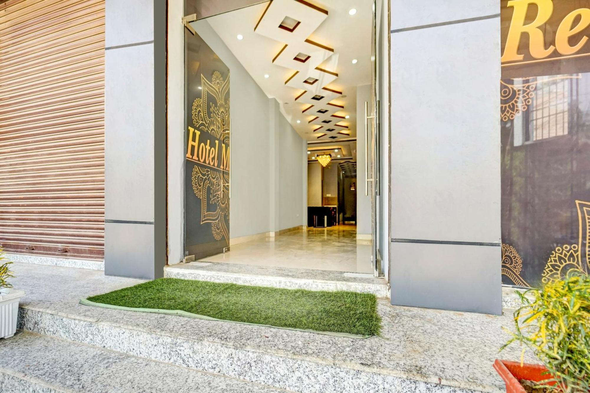 Super Townhouse Anisabad Near Mahavir Sansthan Khagaul Exterior photo